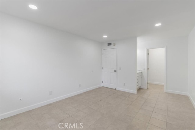 Detail Gallery Image 25 of 44 For 1044 Cabrillo Park #B,  Santa Ana,  CA 92701 - 2 Beds | 1 Baths