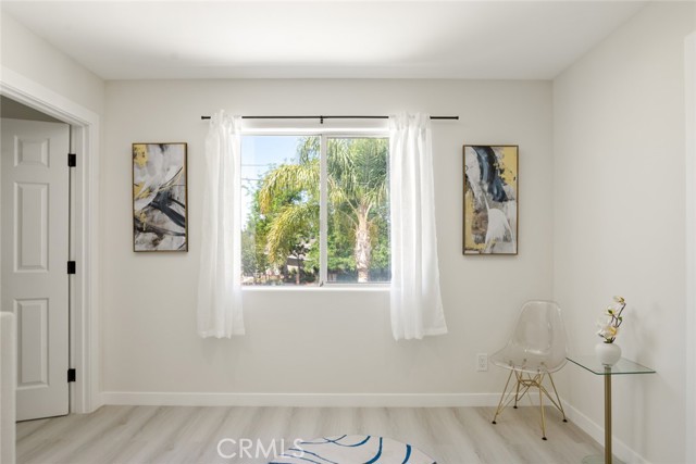 7904 Tampa Avenue, Reseda CA: https://media.crmls.org/medias/3f975392-b957-4de1-88cd-c5b1b9079347.jpg