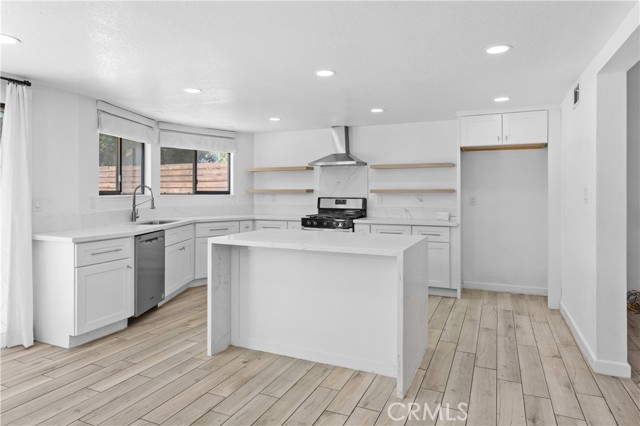 Detail Gallery Image 12 of 31 For 927 Sonora Court, San Dimas,  CA 91773 - 4 Beds | 2 Baths