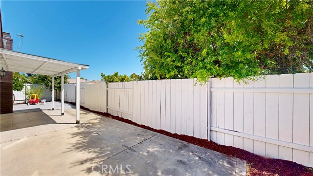 8007 New Salem Street, San Diego CA: https://media.crmls.org/medias/3f9a39e0-bcaa-401f-9683-c298aa8bdbe7.jpg