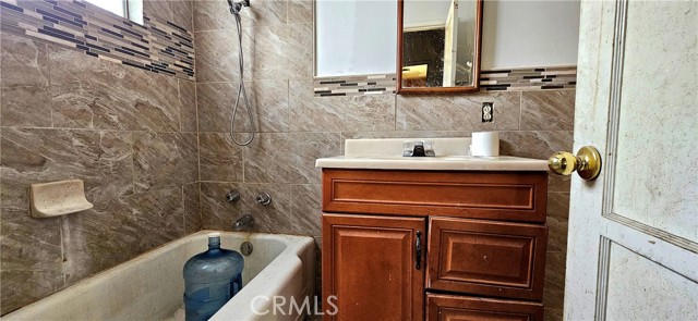 Detail Gallery Image 9 of 20 For 38320 Rosemarie St, Palmdale,  CA 93550 - 3 Beds | 1 Baths