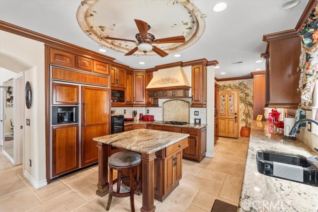 1506 Bergman Court, Brea CA: https://media.crmls.org/medias/3f9acbe1-b2a4-45be-bae6-b5b87a003a3d.jpg