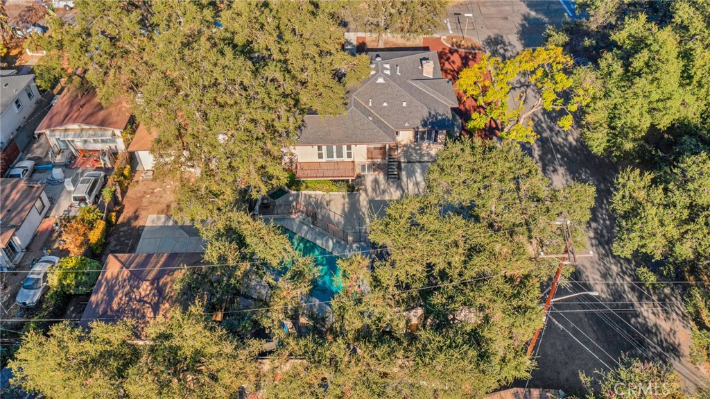 https://media.crmls.org/medias/3f9b418b-f91a-4256-a43a-939f1e8e144a.jpg?preset=X-Large