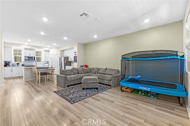 Detail Gallery Image 17 of 31 For 40739 Melrose Dr #248,  Temecula,  CA 92591 - 3 Beds | 3 Baths