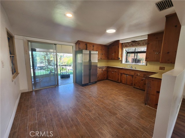 Detail Gallery Image 17 of 41 For 7891 Minnesota, Corona,  CA 92881 - 3 Beds | 2 Baths