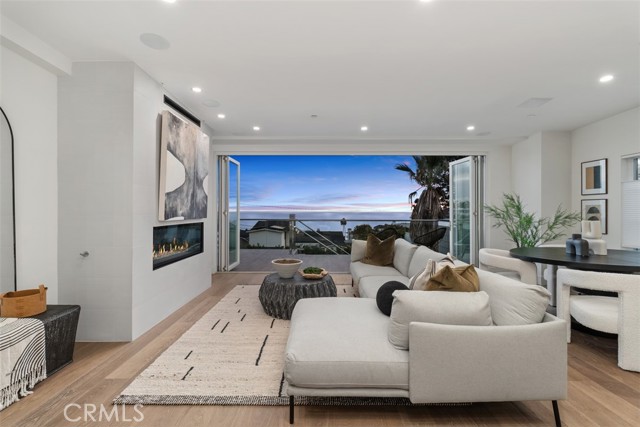 Detail Gallery Image 17 of 37 For 1369 N Coast Highway, Laguna Beach,  CA 92651 - 8 Beds | 8 Baths