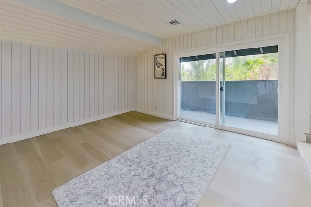 Image 15 of 19 For 2390 Prenda