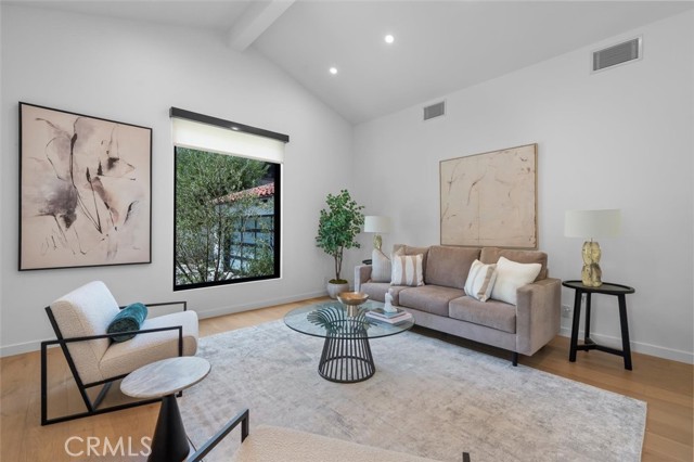 Drew Fenton | 17433 Camino De Yatasto Pacific Palisades CA | MLS: 7355290