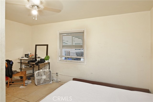 Detail Gallery Image 13 of 30 For 12148 Marbel Ave, Downey,  CA 90242 - 4 Beds | 2 Baths