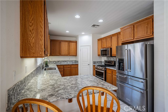 Detail Gallery Image 19 of 62 For 141 Mccarron Way, Hemet,  CA 92545 - 2 Beds | 2 Baths