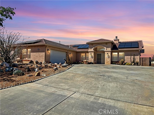 Detail Gallery Image 1 of 57 For 58304 Mountain View Trl, Yucca Valley,  CA 92284 - 4 Beds | 2/1 Baths