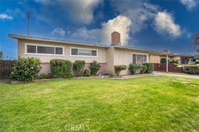 Detail Gallery Image 2 of 29 For 726 Arizona Ave, Los Banos,  CA 93635 - 3 Beds | 2 Baths