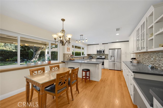 Front Image Thumbnail for CRPW25240850