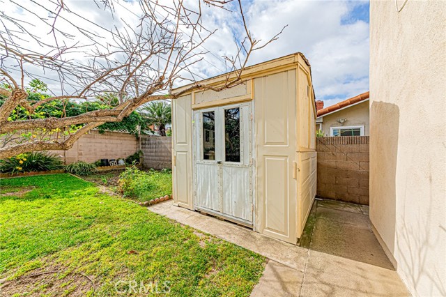 Detail Gallery Image 33 of 44 For 559 Traverse, Costa Mesa,  CA 92626 - 3 Beds | 2 Baths