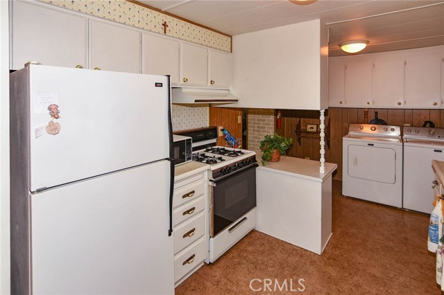 Detail Gallery Image 14 of 41 For 23456 Ottawa Rd #26,  Apple Valley,  CA 92308 - 2 Beds | 2 Baths
