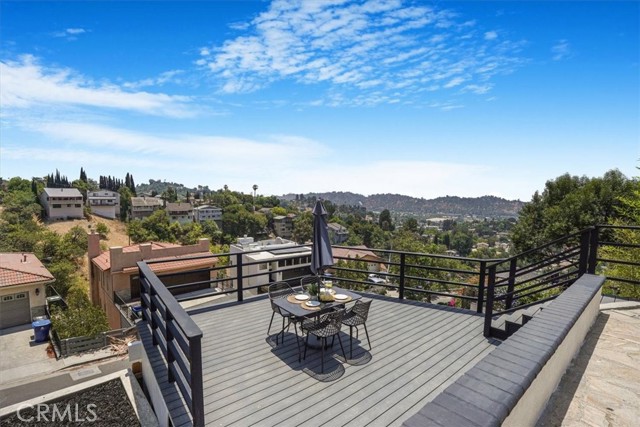 Detail Gallery Image 28 of 35 For 3560 Lavell Dr, Los Angeles,  CA 90065 - 4 Beds | 4 Baths