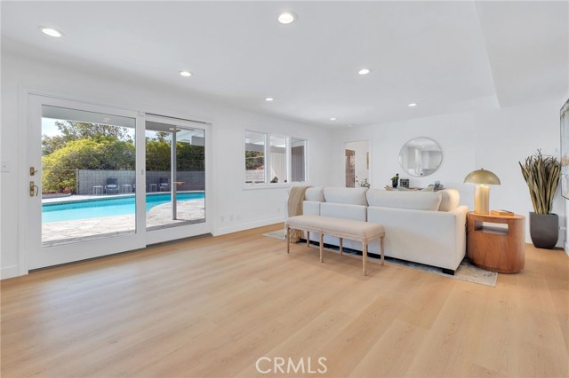 4962 Silver Arrow, Rancho Palos Verdes, California 90275, 4 Bedrooms Bedrooms, 0 ,2 BathroomsBathrooms,Residential,For Sale,Silver Arrow,0,SB26172354