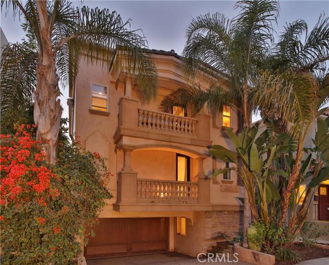 1105 Manhattan Avenue, Hermosa Beach, California 90254, 4 Bedrooms Bedrooms, ,2 BathroomsBathrooms,Residential,Sold,Manhattan,SB16044760