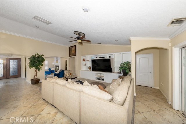 24625 Ledbury Road, Oro Grande CA: https://media.crmls.org/medias/3fa72b9a-df98-4da8-88b9-bfe5d3310350.jpg