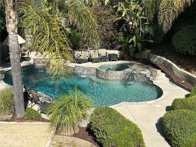 Detail Gallery Image 11 of 49 For 28864 Terrace Dr, Highland,  CA 92346 - 7 Beds | 4 Baths