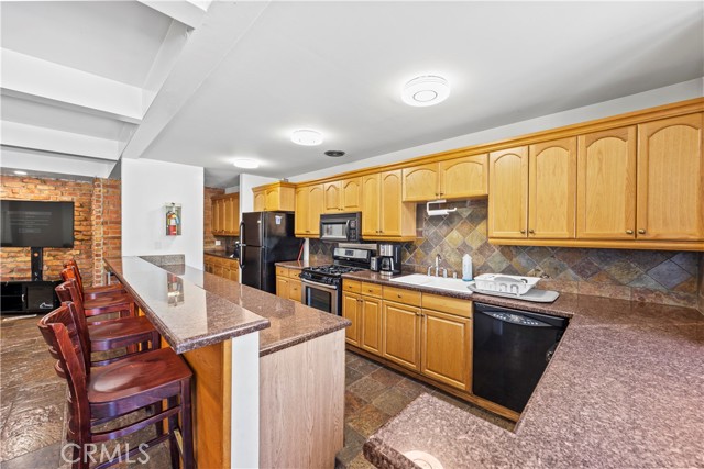 Detail Gallery Image 45 of 58 For 6315 Green Valley #100,  Culver City,  CA 90230 - 2 Beds | 2 Baths