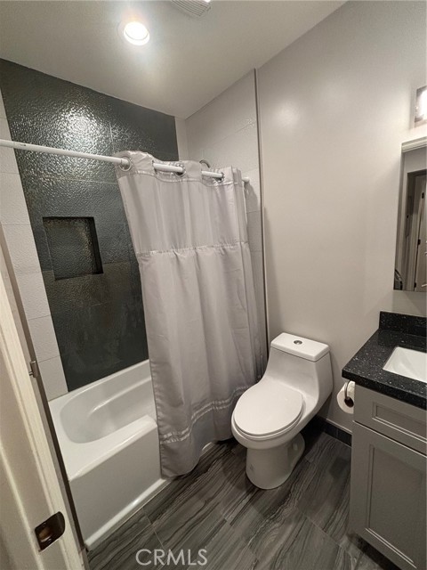 Detail Gallery Image 29 of 50 For 1826 N Berendo St, Los Angeles,  CA 90027 - 7 Beds | 4 Baths