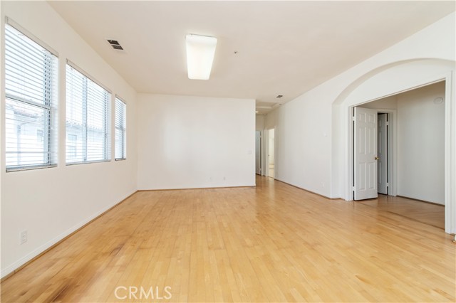 326 Genoa, Arcadia CA: https://media.crmls.org/medias/3fa86873-ffcd-40a9-8b7b-2f9a6bc99e86.jpg
