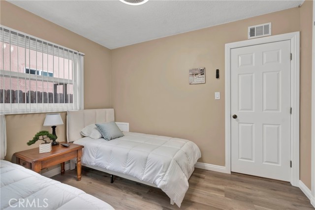 Detail Gallery Image 24 of 43 For 2501 Deodar St, Santa Ana,  CA 92705 - 3 Beds | 2 Baths