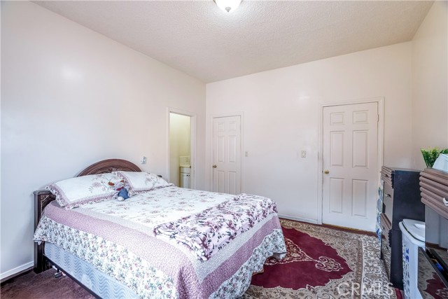 Detail Gallery Image 15 of 54 For 1340 1342 W 25th, Los Angeles,  CA 90007 - – Beds | – Baths