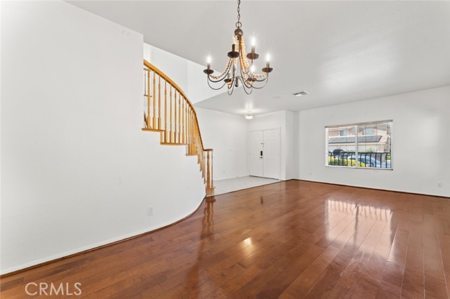 Detail Gallery Image 3 of 28 For 2814 Caruso, Lancaster,  CA 93536 - 4 Beds | 3 Baths