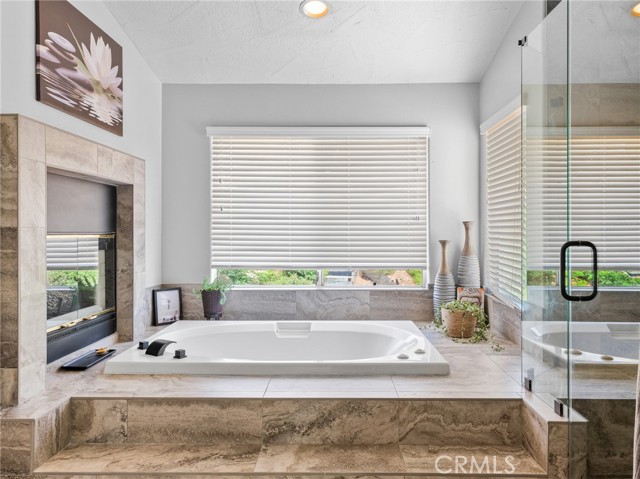 Detail Gallery Image 29 of 75 For 17970 Vista Point Dr, Victorville,  CA 92395 - 7 Beds | 5 Baths