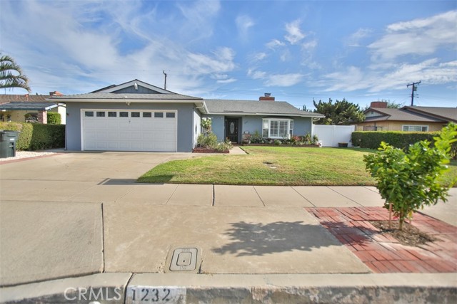 Detail Gallery Image 3 of 24 For 1232 E Vanowen Ave, Orange,  CA 92867 - 3 Beds | 2 Baths