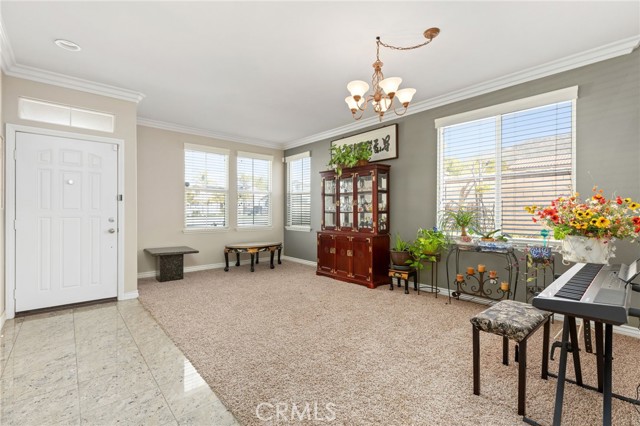 Detail Gallery Image 4 of 54 For 10120 via Indigo, Moreno Valley,  CA 92557 - 5 Beds | 3 Baths