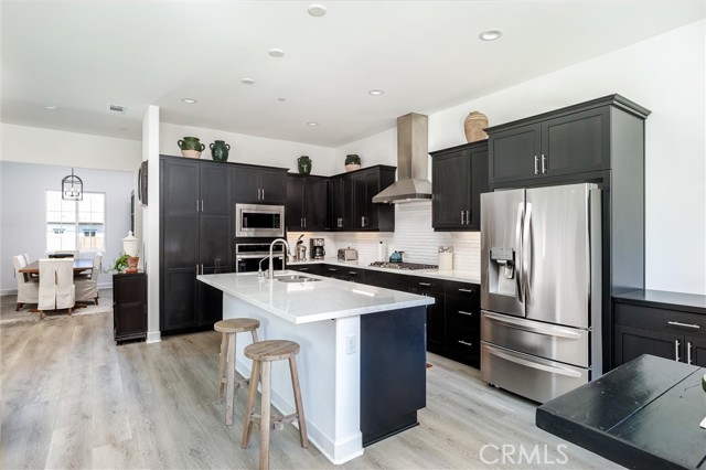 Detail Gallery Image 16 of 41 For 1422 Black Oak Dr, Santa Maria,  CA 93455 - 4 Beds | 3/1 Baths