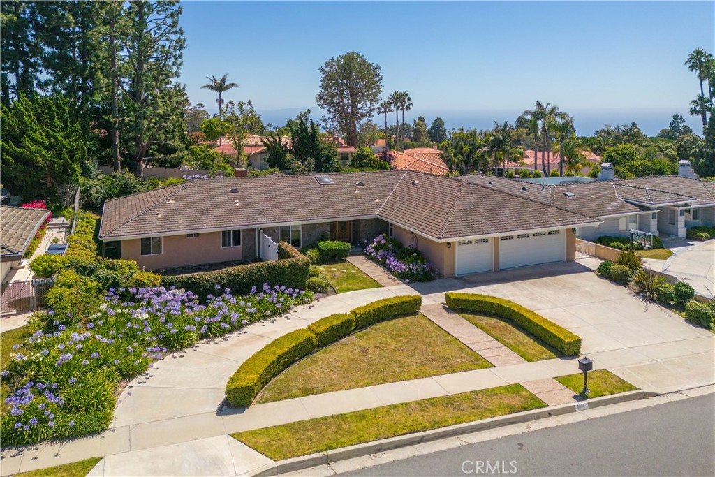 6966 Crest Road
