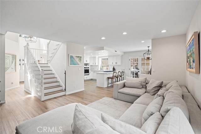 2017 Curtis Avenue, Redondo Beach CA: https://media.crmls.org/medias/3faee25a-66bb-4870-838e-b84e67ffbd7e.jpg