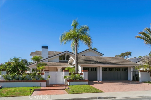 Detail Gallery Image 2 of 41 For 30791 Seminole Place, Laguna Niguel,  CA 92677 - 5 Beds | 3/1 Baths