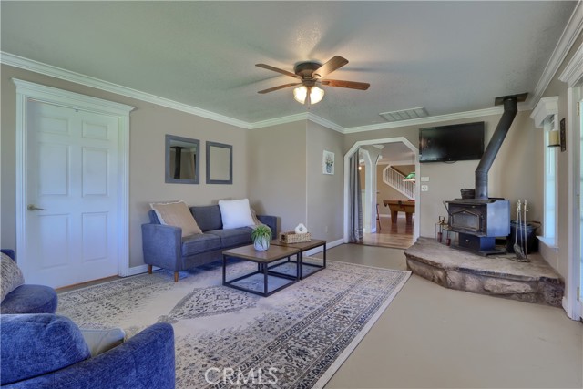 Detail Gallery Image 7 of 75 For 4421 Scrubby Oak, Mariposa,  CA 95338 - 6 Beds | 4/2 Baths