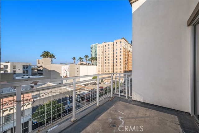 Detail Gallery Image 14 of 34 For 150 the Promenade N #503,  Long Beach,  CA 90802 - 1 Beds | 1 Baths