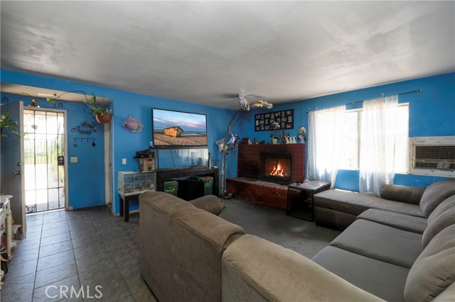 Image 3 of 21 For 4760 Crest Avenue