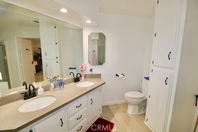 731 Glenlake Drive, Placentia CA: https://media.crmls.org/medias/3fb12d18-f477-4e44-8d4b-b4af10d95d0b.jpg