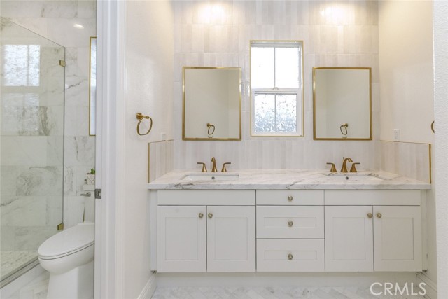Image 40 of 67 For 12356 Longacre Avenue