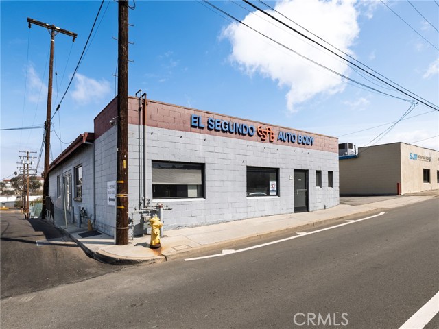 Image 36 of 41 For 713 El Segundo Boulevard
