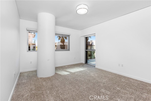 Detail Gallery Image 12 of 27 For 13650 Marina Pointe Dr #506,  Marina Del Rey,  CA 90292 - 2 Beds | 2 Baths