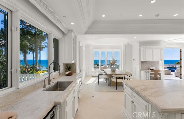 71 Ritz Cove Drive, Dana Point CA: https://media.crmls.org/medias/3fb2d6aa-2272-4f56-9add-394c4437e2b2.jpg