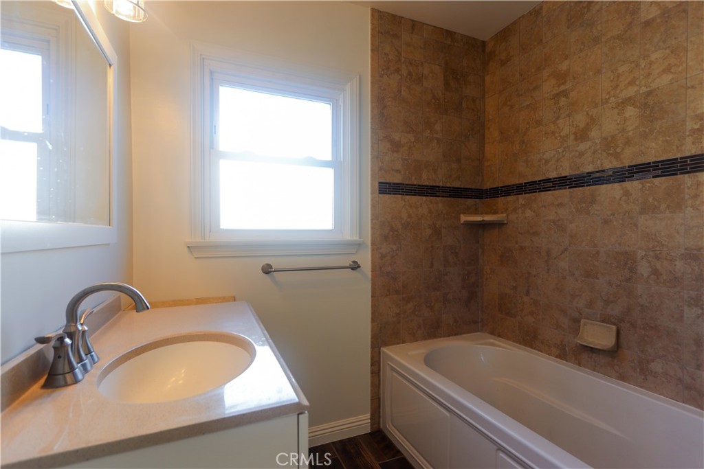 MLS #DW25268163 image #15