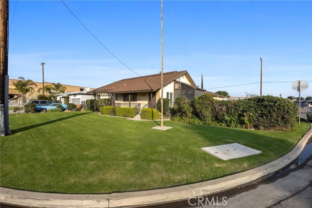 Detail Gallery Image 35 of 35 For 240 S Real, Bakersfield,  CA 93309 - 3 Beds | 2 Baths