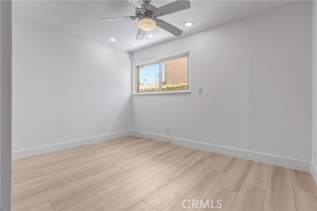 22718 Town Crier Road, Calabasas CA: https://media.crmls.org/medias/3fb311a1-6977-41f4-a9d9-d25f1d6fed30.jpg
