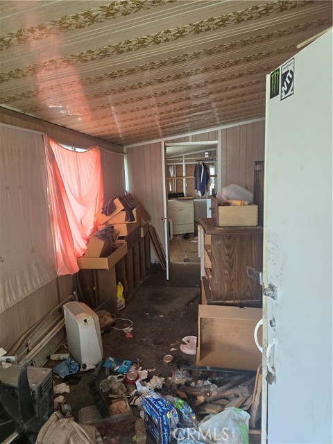 1570 San Vicente Drive, Hemet CA: https://media.crmls.org/medias/3fb3db87-e6da-4f3f-a080-5eefd912d529.jpg