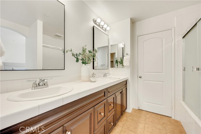 Detail Gallery Image 19 of 29 For 94 Hedge Bloom, Irvine,  CA 92618 - 3 Beds | 2/1 Baths